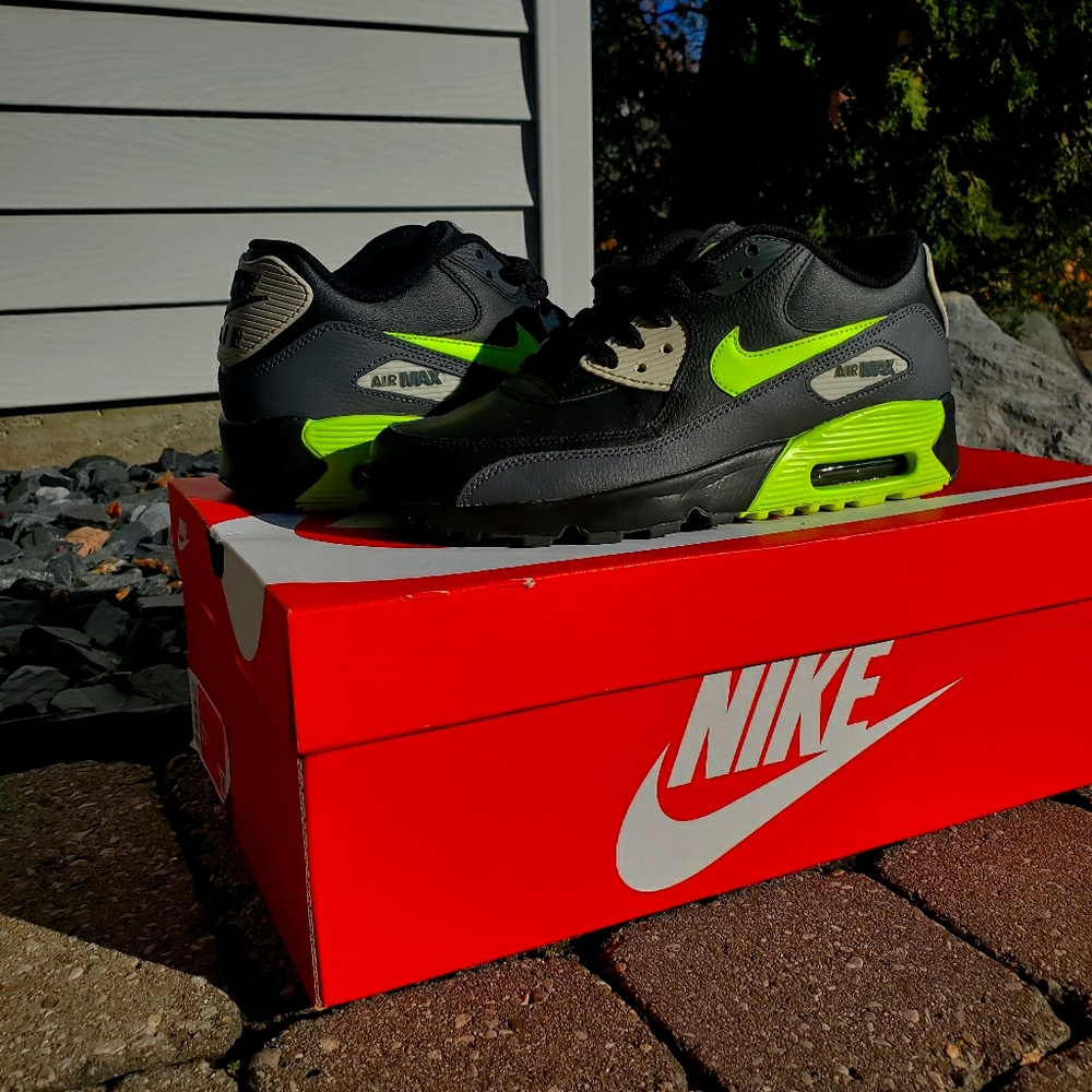 Shoes